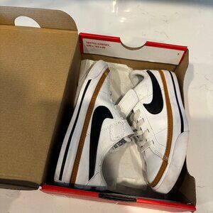 Nike Court Legacy Sneaker - Toddler size 10.5